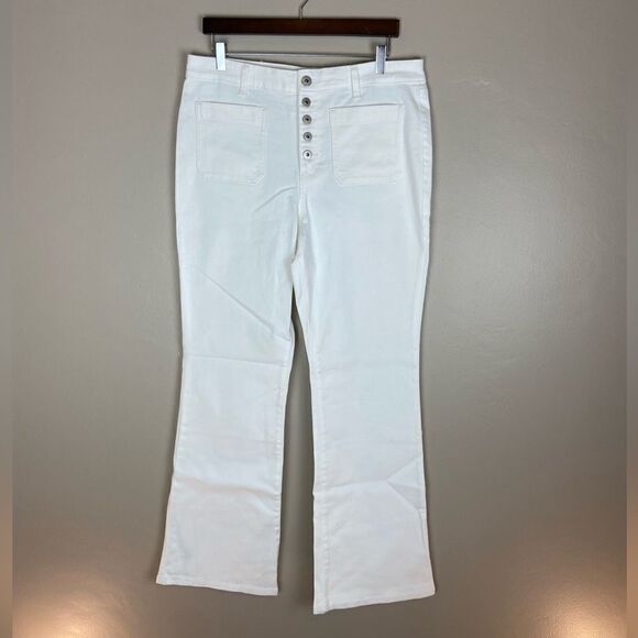 Style & Co NWT Boot Leg Bootcut, high rise bright white jeans 14 - Picture 1 of 9